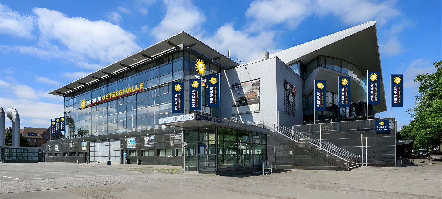 Arena von außen und Steinmauern